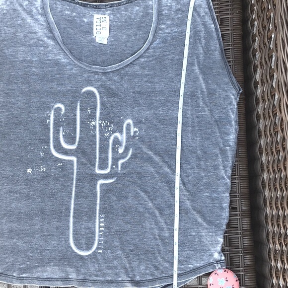 Billabong Gray Cactus 🌵 Print T-Shirt Size Small - Picture 8 of 11